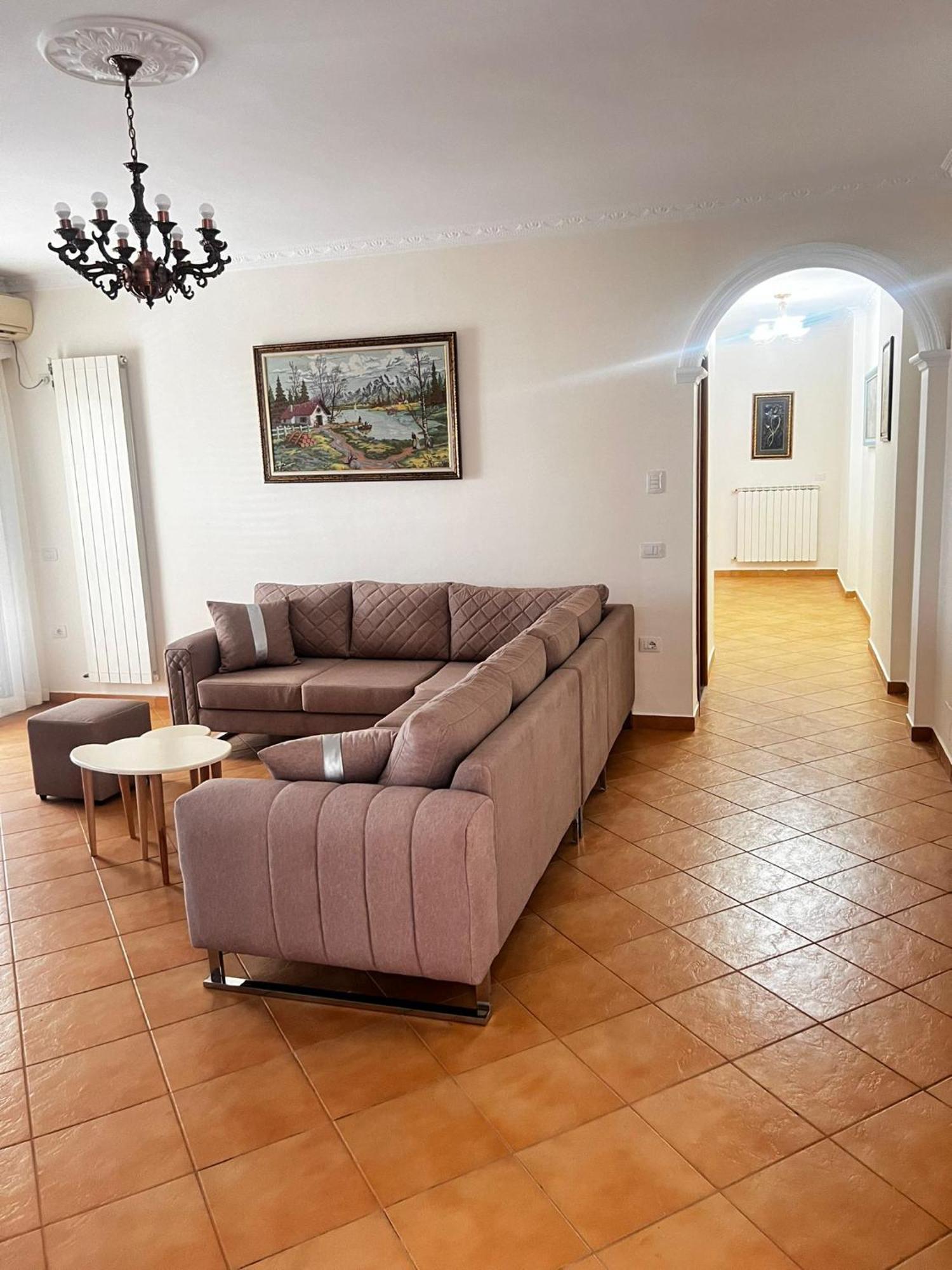 Lu Apartament Vlore Exterior photo